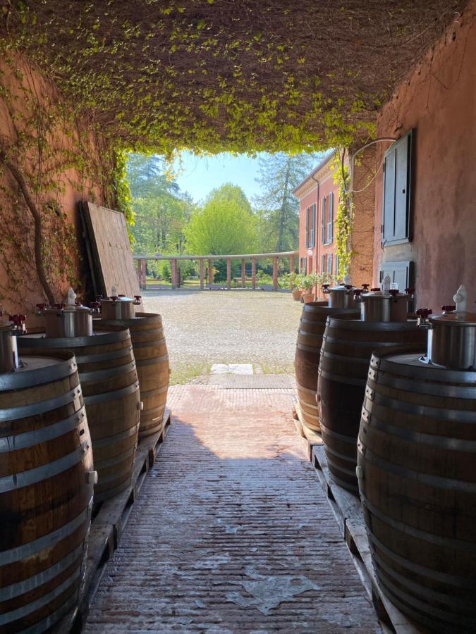 Tenuta Pizzone Wine Resort Rivanazzano Terme Exteriér fotografie
